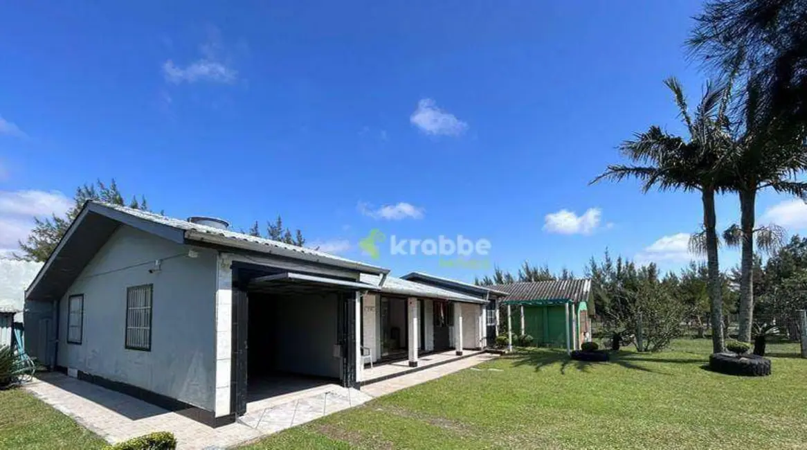 Foto 2 de Casa com 3 quartos à venda, 975m2 em Imbe - RS