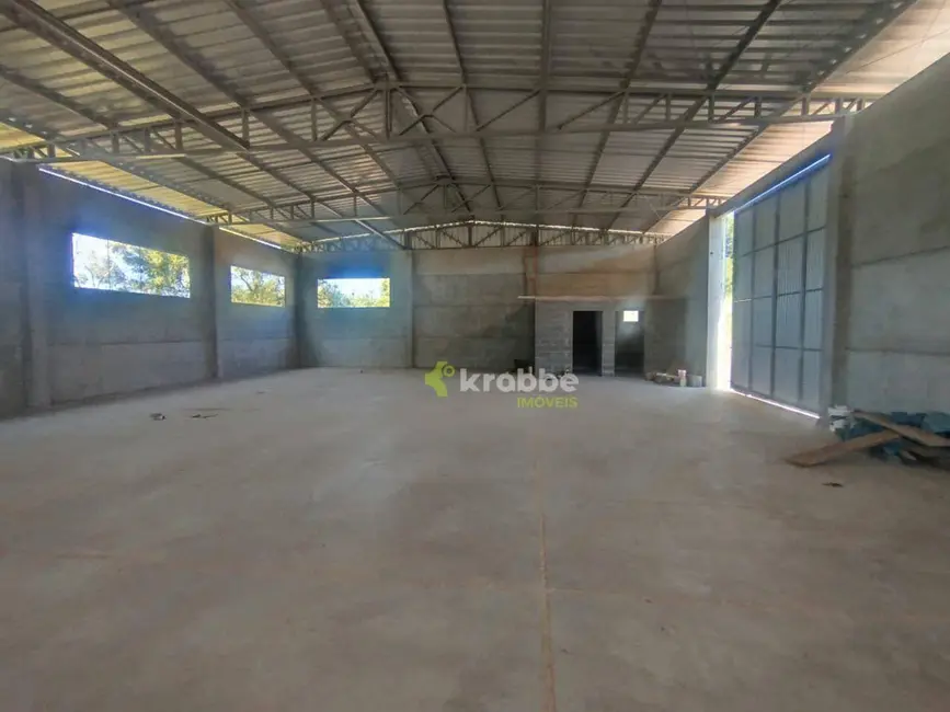 Foto 3 de Armazém / Galpão para alugar, 700m2 em Westfalia - RS