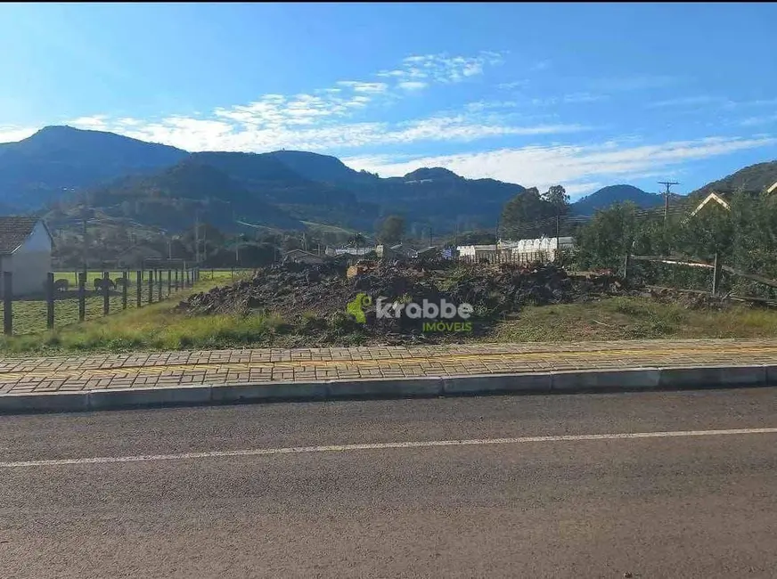 Foto 3 de Terreno / Lote à venda, 671m2 em Westfalia - RS