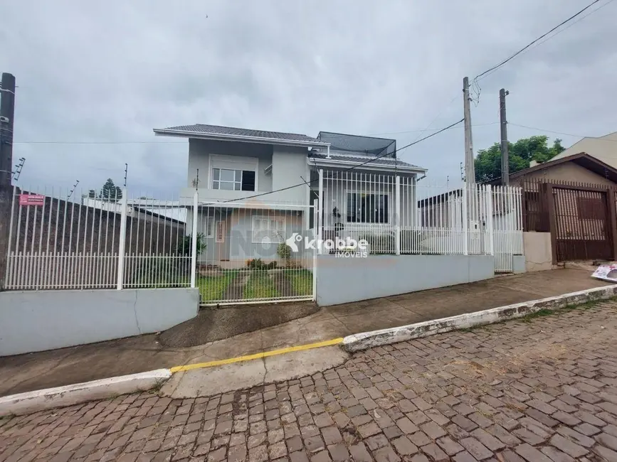 Foto 3 de Casa com 3 quartos à venda, 300m2 em Estrela - RS