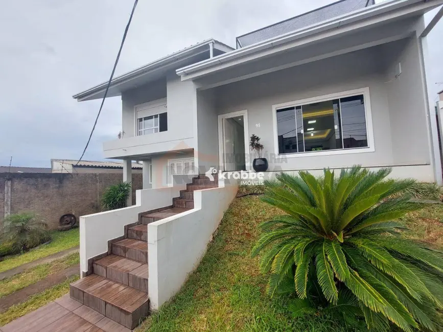 Foto 1 de Casa com 3 quartos à venda, 300m2 em Estrela - RS