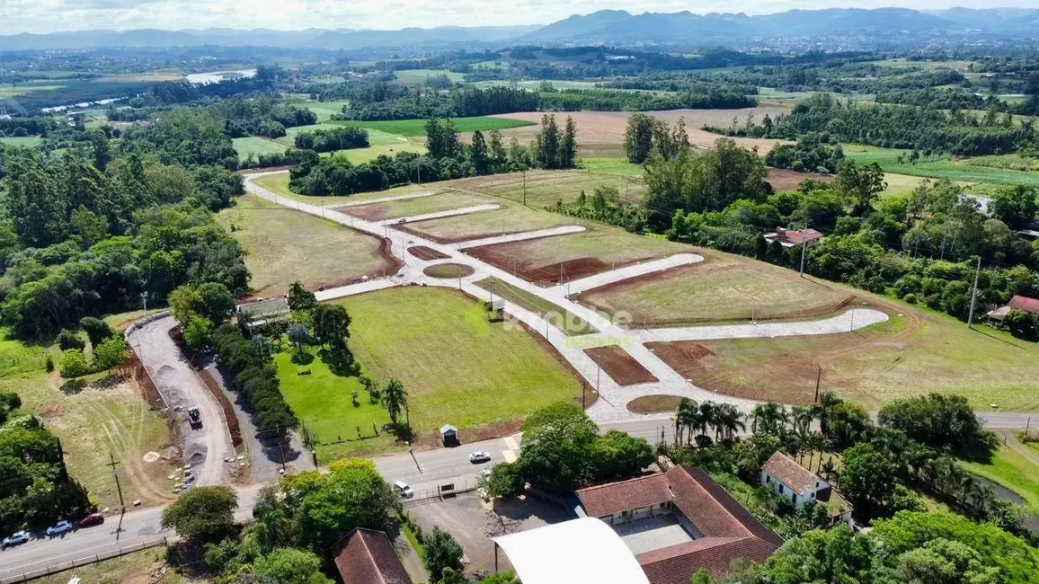 Foto 1 de Terreno / Lote à venda, 360m2 em Estrela - RS