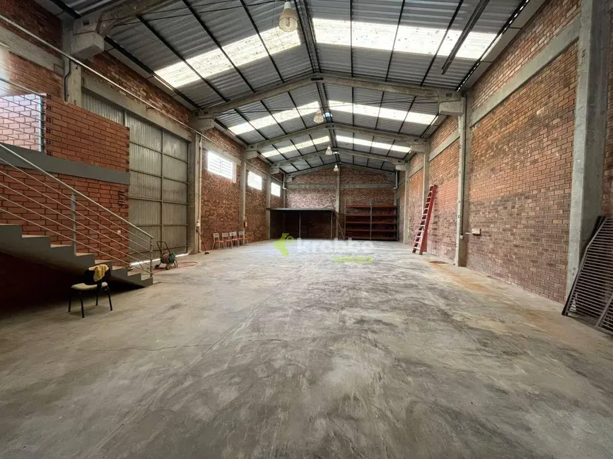 Foto 4 de Armazém / Galpão para alugar, 360m2 em Estrela - RS
