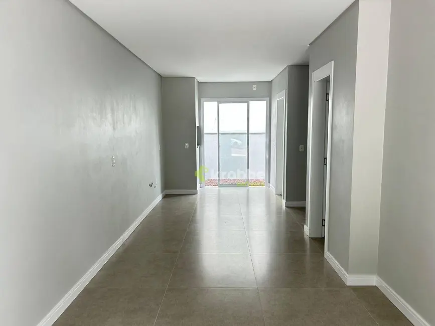 Foto 2 de Sobrado com 2 quartos à venda, 100m2 em Estrela - RS