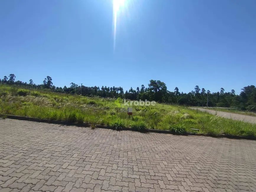 Foto 1 de Terreno / Lote à venda, 215m2 em Estrela - RS