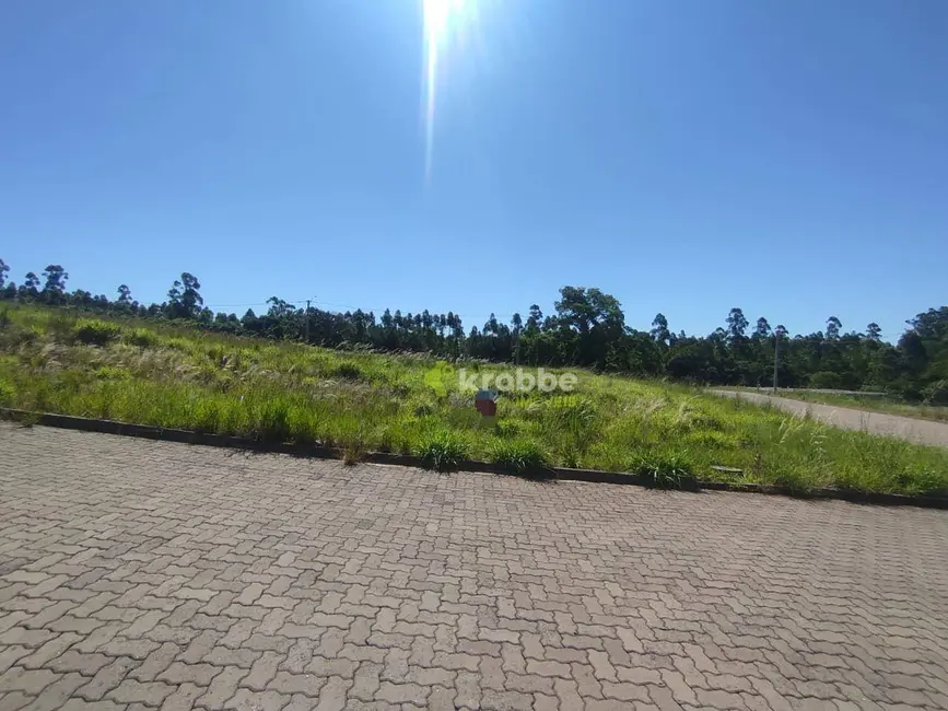 Foto 2 de Terreno / Lote à venda, 215m2 em Estrela - RS