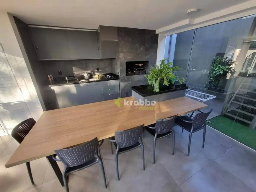 Foto 6 de Casa com 3 quartos à venda, 352m2 em Teutonia - RS