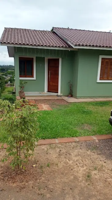 Foto 5 de Casa com 2 quartos à venda, 360m2 em Teutonia - RS