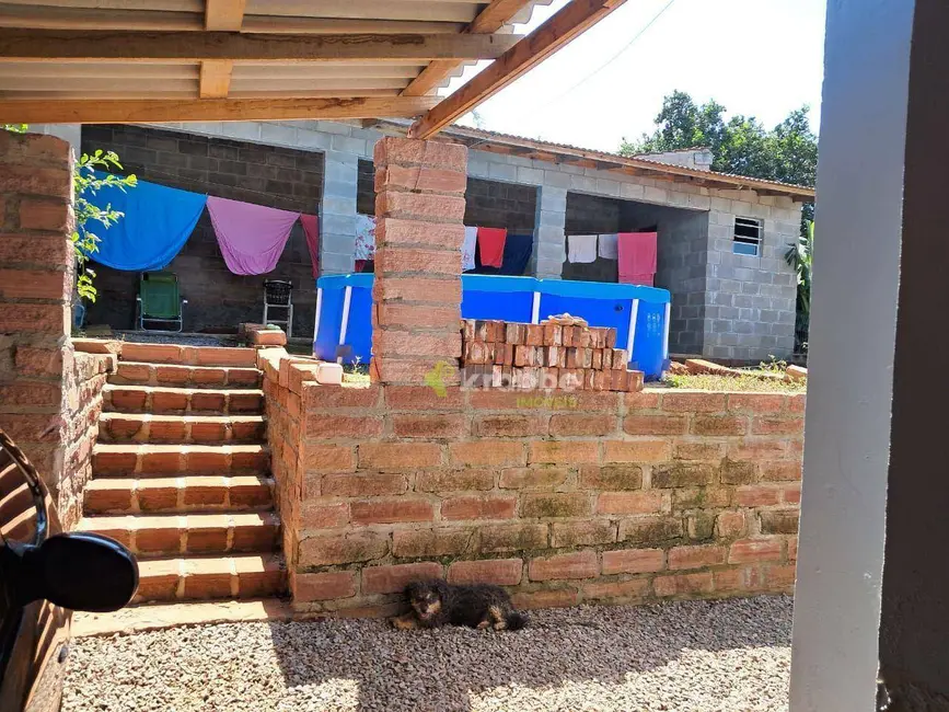 Foto 5 de Casa com 3 quartos à venda, 360m2 em Teutonia - RS