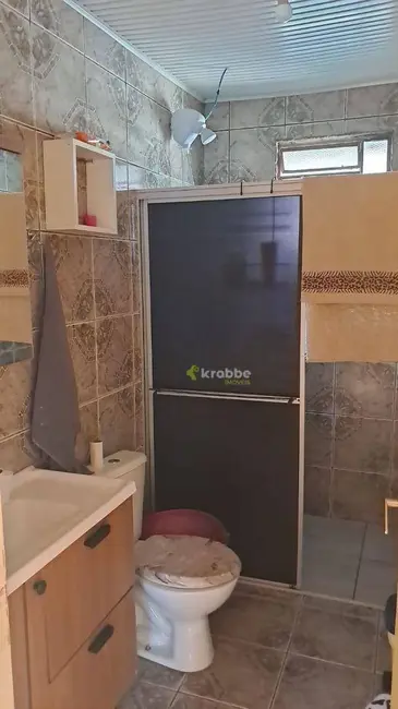 Foto 9 de Casa com 3 quartos à venda, 360m2 em Teutonia - RS