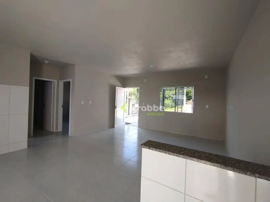 Foto 4 de Casa com 2 quartos à venda, 200m2 em Estrela - RS