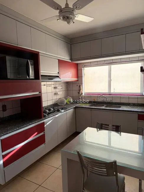 Foto 9 de Apartamento com 3 quartos à venda, 247m2 em Centro, Estrela - RS