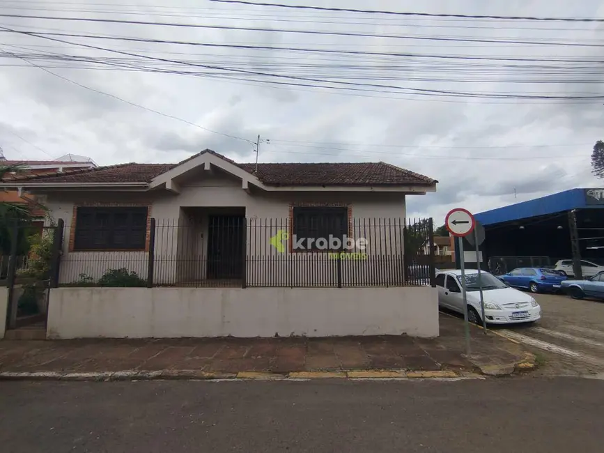 Foto 1 de Casa com 3 quartos à venda e para alugar, 265m2 em Centro, Estrela - RS