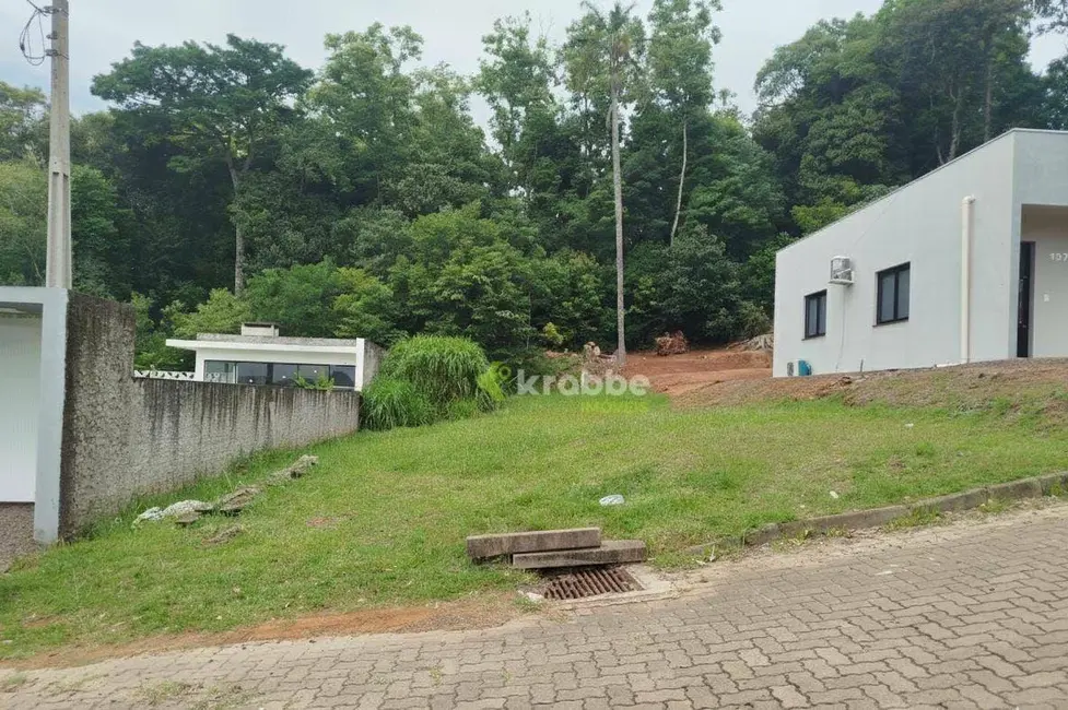 Foto 2 de Terreno / Lote à venda, 300m2 em Estrela - RS