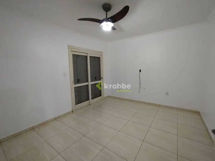 Sobrado com 2 quartos para alugar, 200m2 em Estrela - RS - imagem 9 Foto 9 de Sobrado com 2 quartos para alugar, 200m2 em Estrela - RS