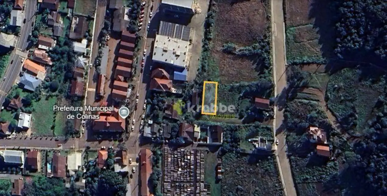 Foto 4 de Terreno / Lote à venda, 360m2 em Colinas - RS