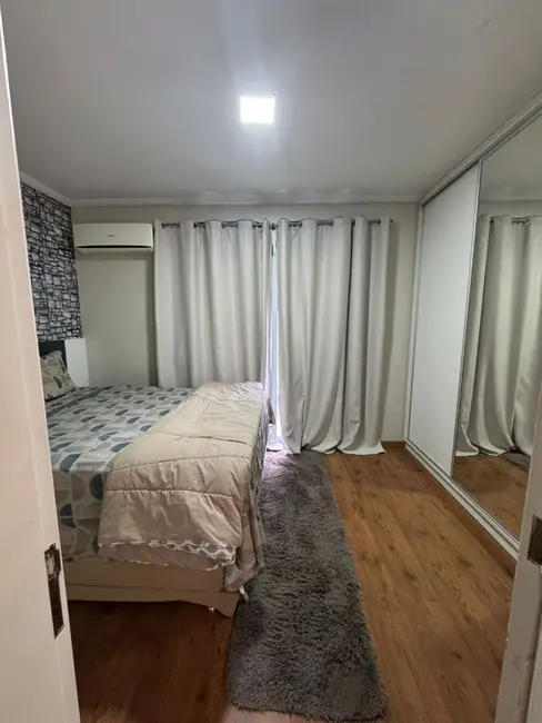 Foto 9 de Sobrado com 2 quartos à venda, 200m2 em Estrela - RS