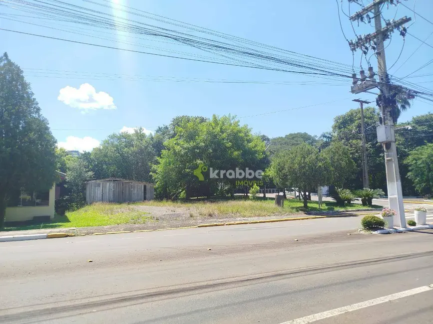 Foto 1 de Terreno / Lote à venda, 728m2 em Centro, Westfalia - RS