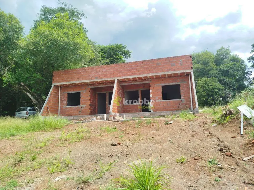 Foto 2 de Casa com 2 quartos à venda, 180m2 em Estrela - RS