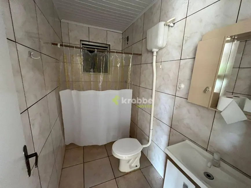 Casa com 2 quartos para alugar, 150m2 em Estrela - RS - imagem 8 Foto 8 de Casa com 2 quartos para alugar, 150m2 em Estrela - RS