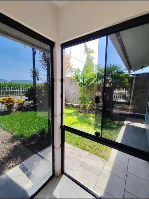 Foto 3 de Casa com 3 quartos à venda, 372m2 em Teutonia - RS