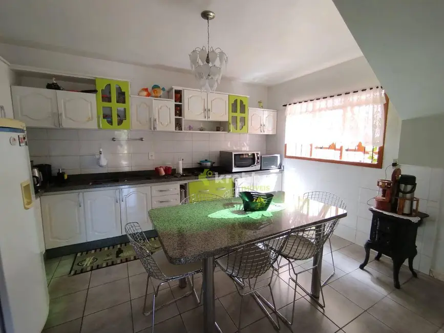 Foto 8 de Casa com 3 quartos à venda, 360m2 em Centro, Estrela - RS