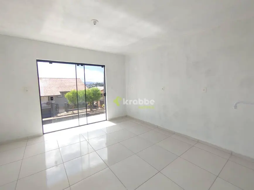 Casa com 2 quartos para alugar, 100m2 em Centro, Estrela - RS - imagem 3 Foto 3 de Casa com 2 quartos para alugar, 100m2 em Centro, Estrela - RS