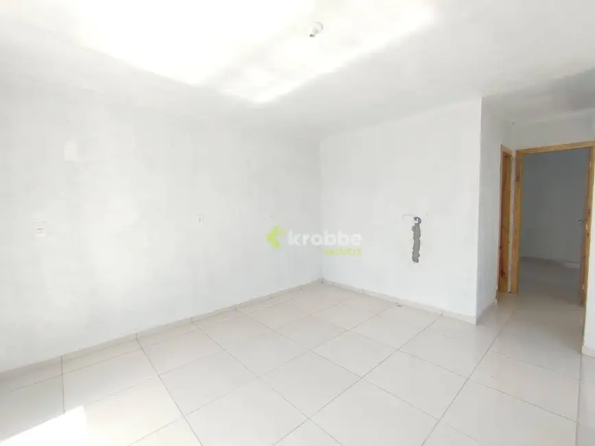 Casa com 2 quartos para alugar, 100m2 em Centro, Estrela - RS - imagem 4 Foto 4 de Casa com 2 quartos para alugar, 100m2 em Centro, Estrela - RS