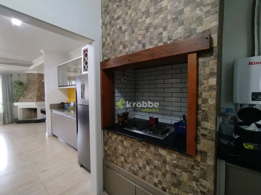 Foto 9 de Casa com 8 quartos à venda, 360m2 em Estrela - RS