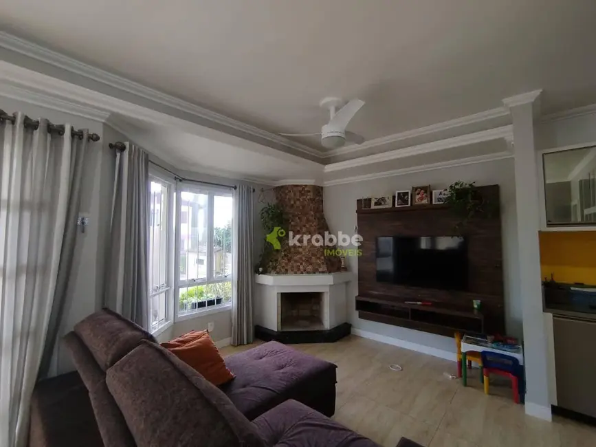 Foto 6 de Casa com 8 quartos à venda, 360m2 em Estrela - RS