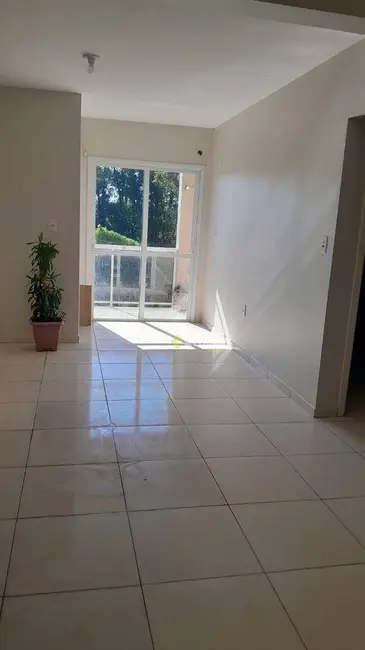 Foto 2 de Apartamento com 2 quartos à venda e para alugar, 100m2 em Estrela - RS