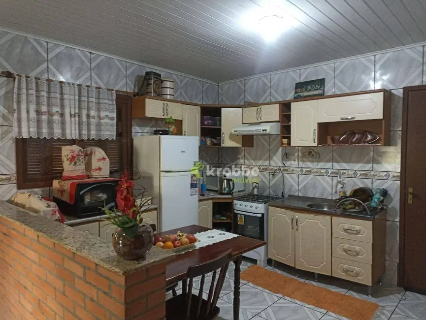 Foto 7 de Casa com 2 quartos à venda, 360m2 em Teutonia - RS