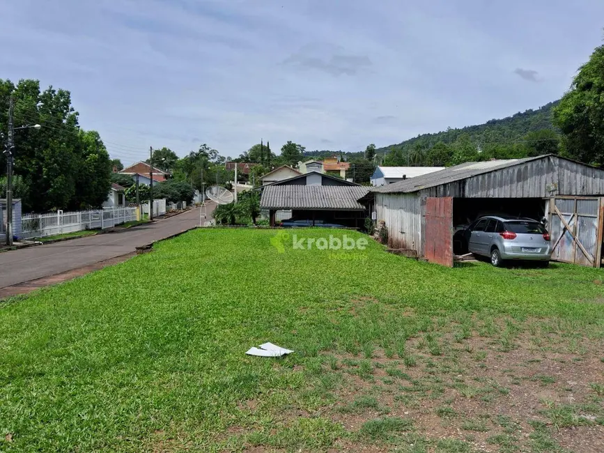 Foto 1 de Terreno / Lote à venda, 777m2 em Languiru, Teutonia - RS
