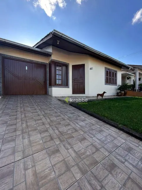 Foto 2 de Casa com 3 quartos à venda, 360m2 em Estrela - RS