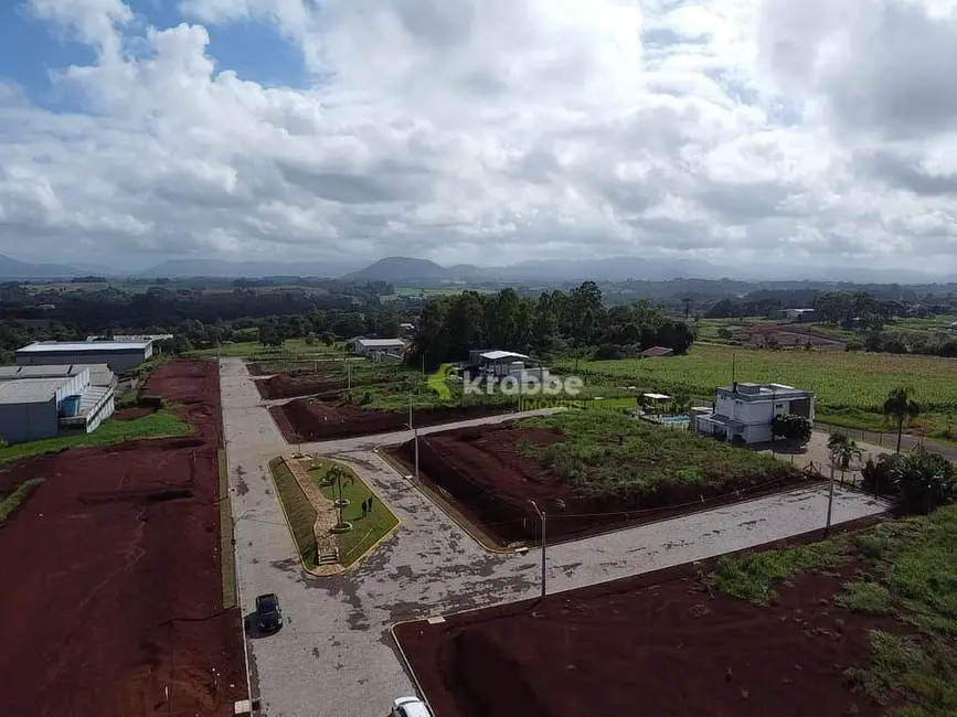 Foto 2 de Terreno / Lote à venda, 308m2 em Estrela - RS
