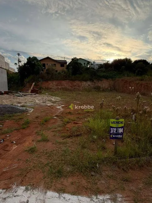Foto 1 de Terreno / Lote à venda, 300m2 em Estrela - RS