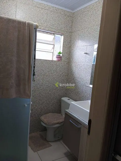 Foto 9 de Casa com 3 quartos à venda, 300m2 em Teutonia - RS