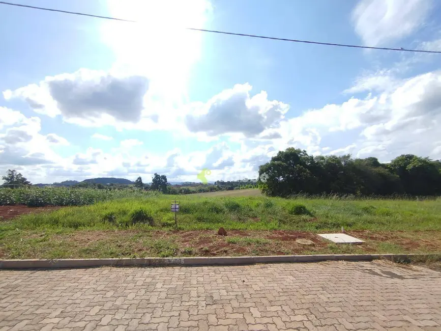 Foto 1 de Terreno / Lote à venda, 384m2 em Estrela - RS