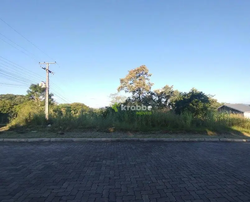 Foto 1 de Terreno / Lote à venda, 1089m2 em Teutonia - RS