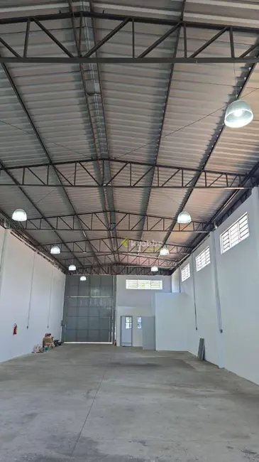 Foto 3 de Armazém / Galpão para alugar, 400m2 em Estrela - RS