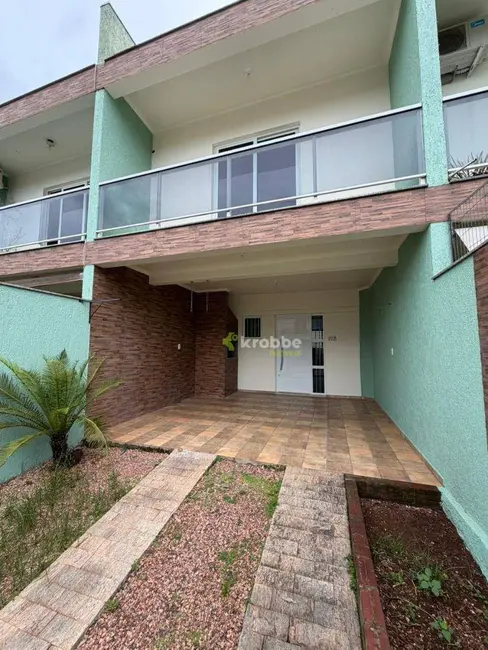 Foto 2 de Sobrado com 2 quartos à venda, 110m2 em Estrela - RS