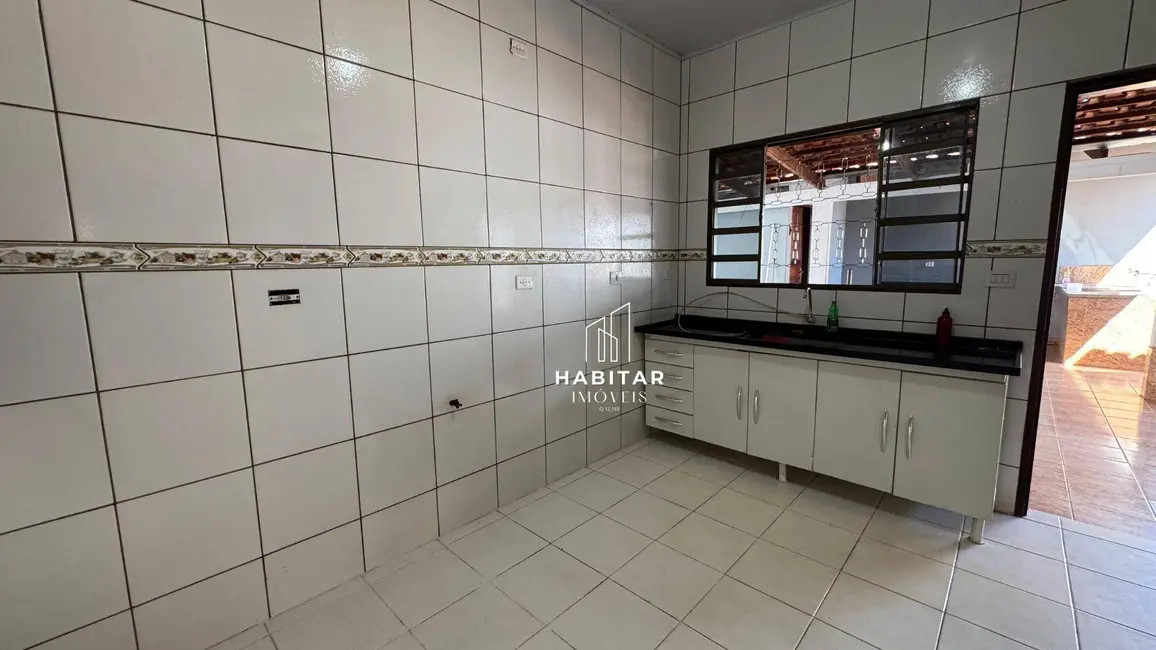 Foto 5 de Casa com 3 quartos à venda, 300m2 em Cidade Jardim, Itumbiara - GO