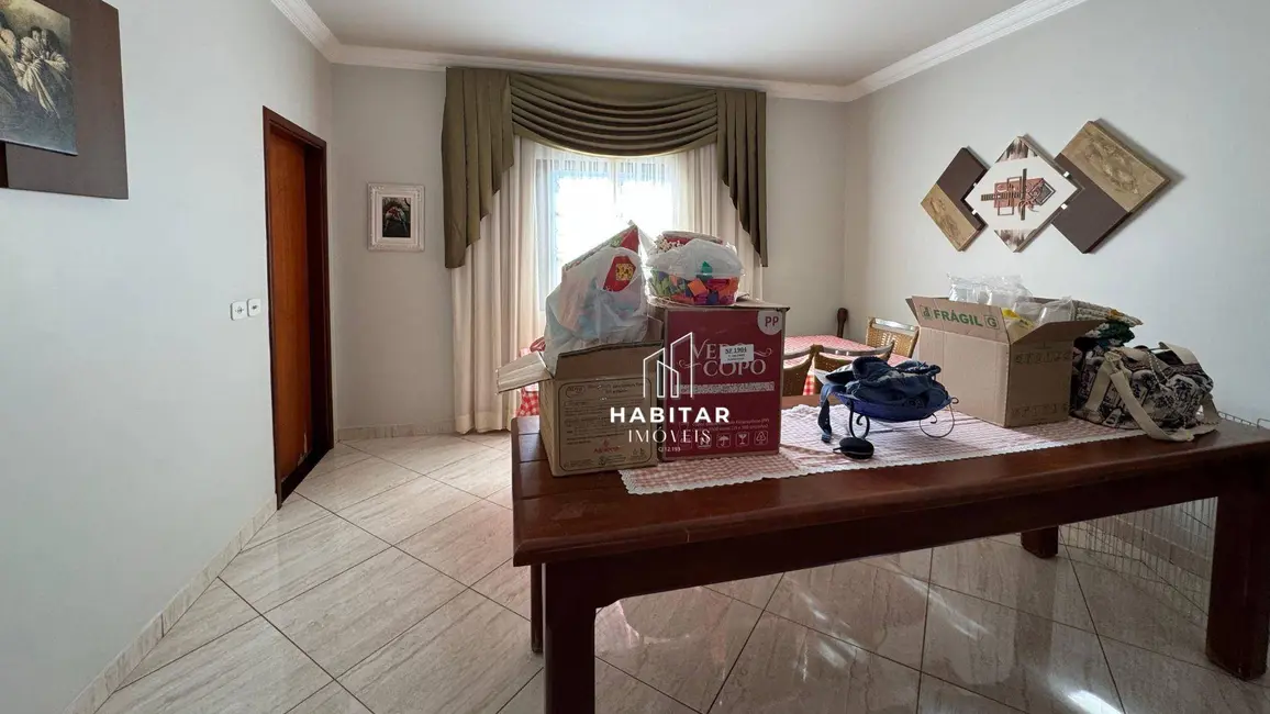 Foto 5 de Casa com 4 quartos à venda, 390m2 em Setor Rodoviário, Itumbiara - GO