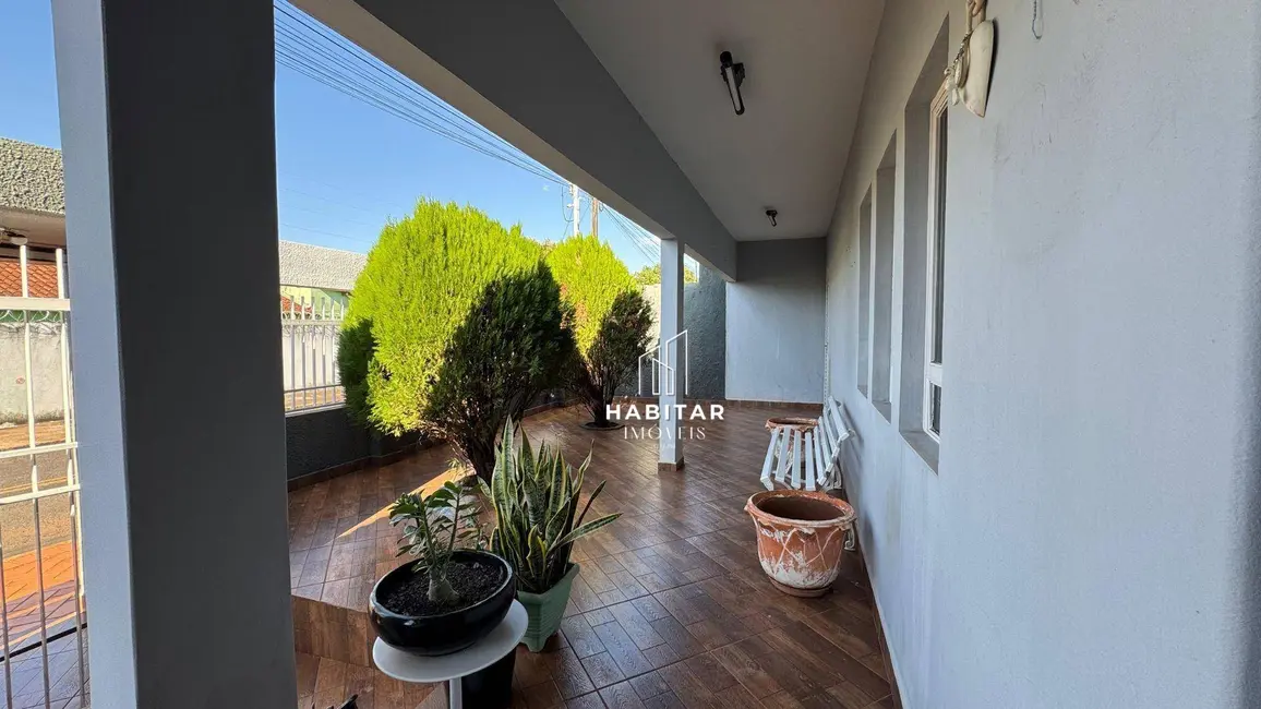 Foto 2 de Casa com 4 quartos à venda, 390m2 em Setor Rodoviário, Itumbiara - GO