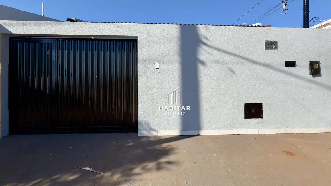 Foto 1 de Casa com 2 quartos à venda, 90m2 em Itumbiara - GO