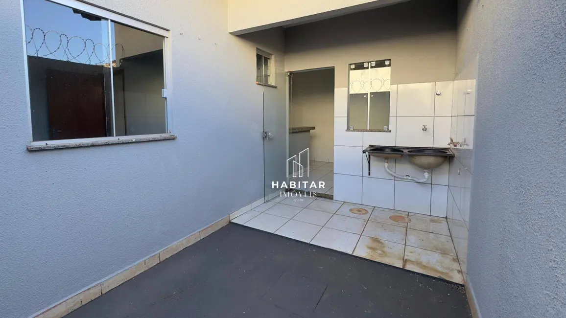 Foto 6 de Casa com 2 quartos à venda, 90m2 em Itumbiara - GO