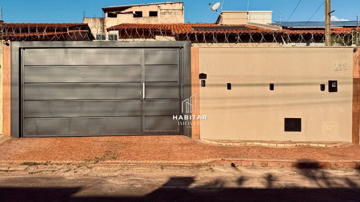 Foto 2 de Casa com 3 quartos à venda, 230m2 em Itumbiara - GO