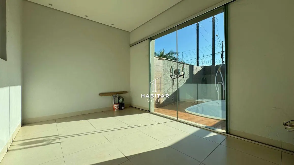 Foto 9 de Casa com 3 quartos à venda, 230m2 em Itumbiara - GO