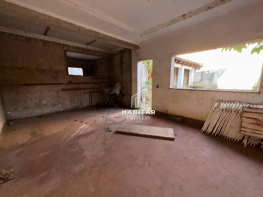 Foto 5 de Casa com 3 quartos à venda, 309m2 em Itumbiara - GO