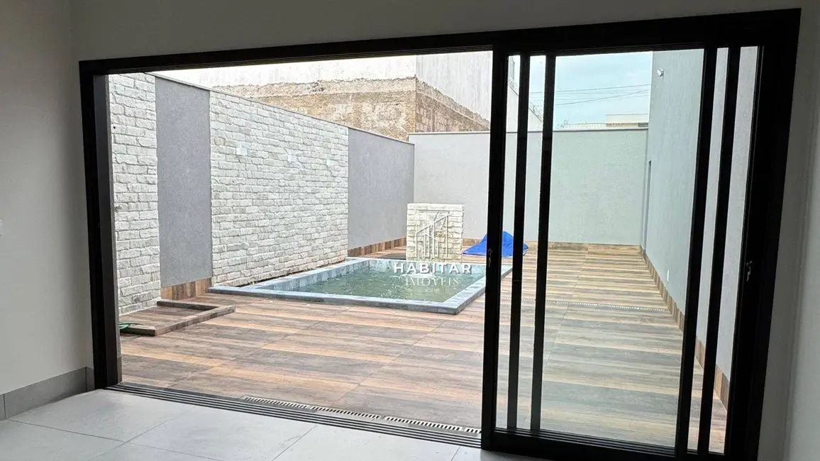 Foto 7 de Casa com 3 quartos à venda, 360m2 em Itumbiara - GO